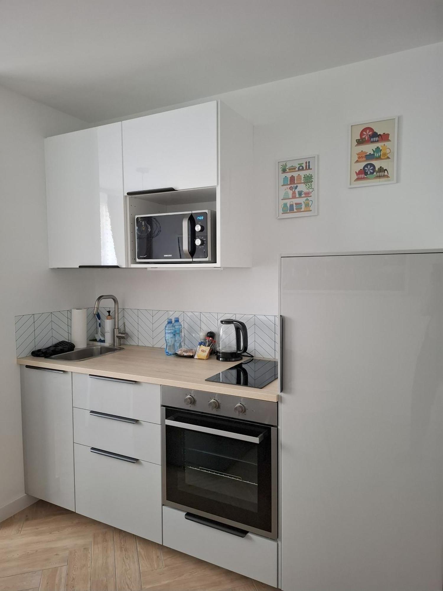 Krucza Apart Selfcheckin - Wroclaw — Photos 1