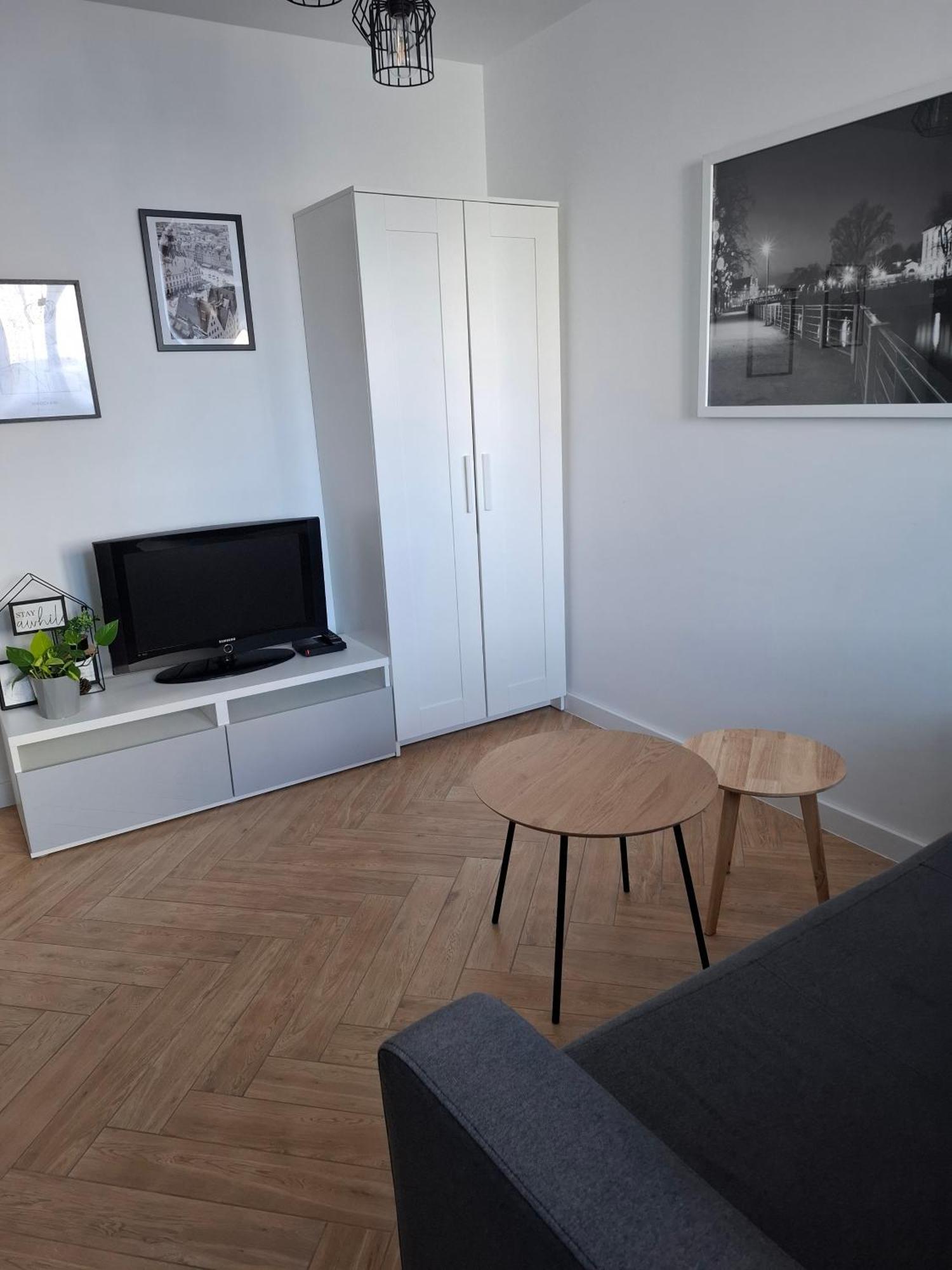Krucza Apart Selfcheckin - Wroclaw — Photos 2
